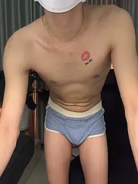 Snapshot of MinhTuanLive chatting on 02.16.26 MinhTuanLive online show from 02.16.26