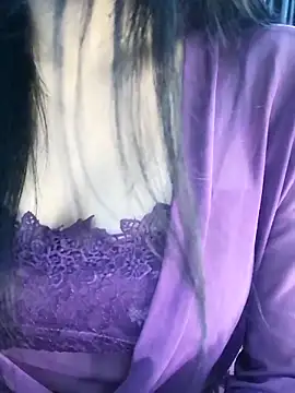 Snapshot of _Linez_ chatting on 03.15.26 Linez online show from 03.15.26