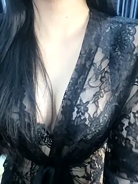 Snapshot of _Linez_ chatting on 03.20.26 Linez online show from 03.20.26