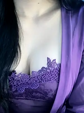 Snapshot of _Linez_ chatting on 03.21.26 Linez online show from 03.21.26