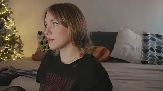 kris69kiss online show from 12.18.25