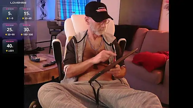 Towndude123 online show from 12.30.24