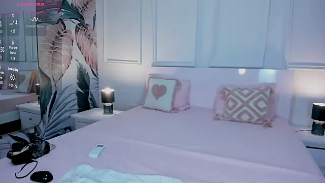 Ramona Flower online show from 11.23.25