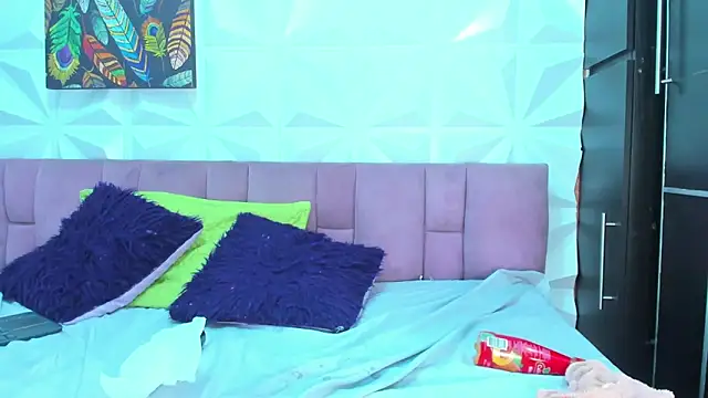 Victoria Coleman online show from 02.07.25