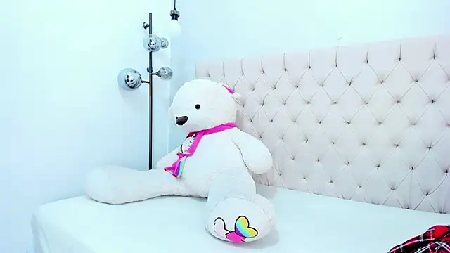 Snapshot of Victoria_Coleman chatting on 02.24.26 Victoria Coleman online show from 02.24.26