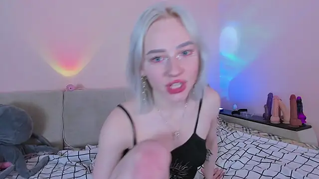 Lexy Lovy online show from 03.17.25