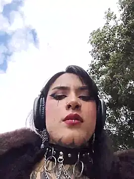 taaylor33 online show from 01.14.26