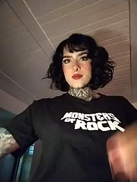 taaylor33 online show from 03.30.26