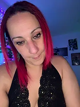 DeeLight124 online show from 09.28.25