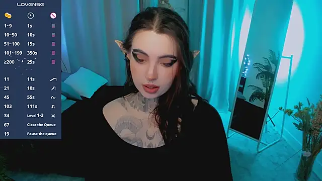 Snapshot of Dixi_Pixi_ chatting on 03.08.25 Dixi Pixi online show from 03.08.25