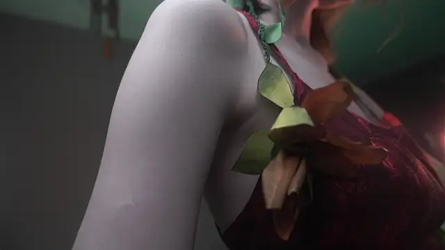 ginger hugs online show from 12.18.25