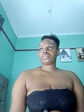 Snapshot of freaky_j_ chatting on 01.29.25 freaky j online show from 01.29.25