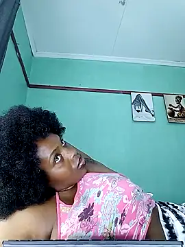 Snapshot of freaky_j_ chatting on 02.01.25 freaky j online show from 02.01.25