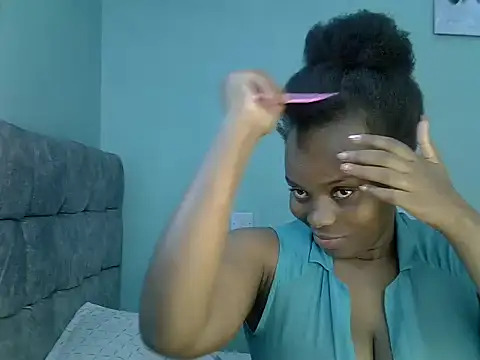 Snapshot of freaky_j_ chatting on 02.11.25 freaky j online show from 02.11.25