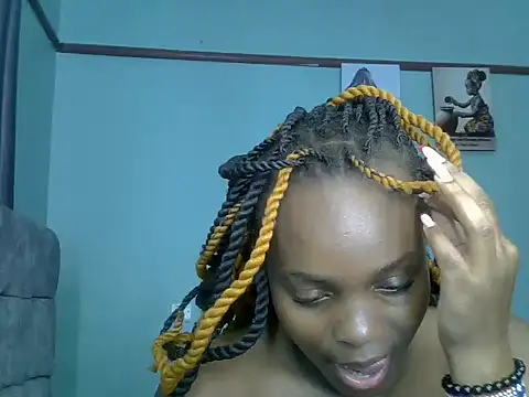 Snapshot of freaky_j_ chatting on 03.11.25 freaky j online show from 03.11.25