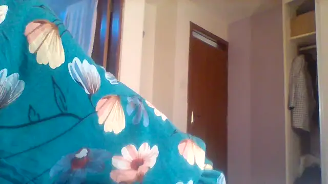 Snapshot of curvy_natallie chatting on 06.28.26 curvy natallie online show from 06.28.26