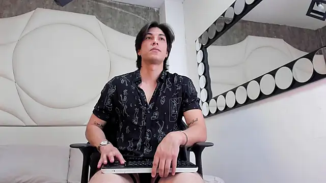 Karimferrer online show from 09.13.25