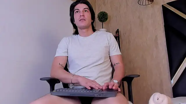 Karimferrer online show from 11.10.25