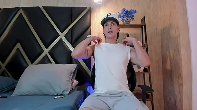 Karimferrer online show from 04.07.26