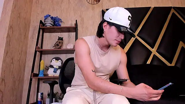 Karimferrer online show from 04.10.26