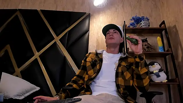 Karimferrer online show from 04.21.26