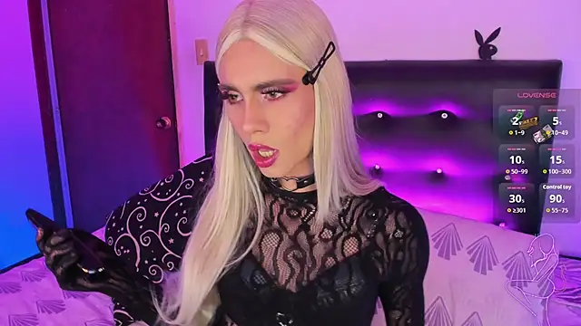 Snapshot of AngelsJones21 chatting on 11.07.25 AngelsJones21 online show from 11.07.25