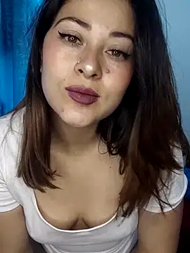 LisbethMoore  online show from 09.24.25