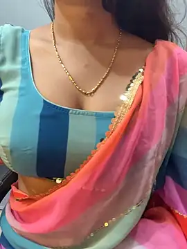 Spicy sari girl online show from 01.04.25