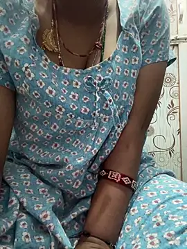 Spicy sari girl online show from 04.06.26