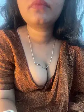 Spicy sari girl online show from 07.07.26