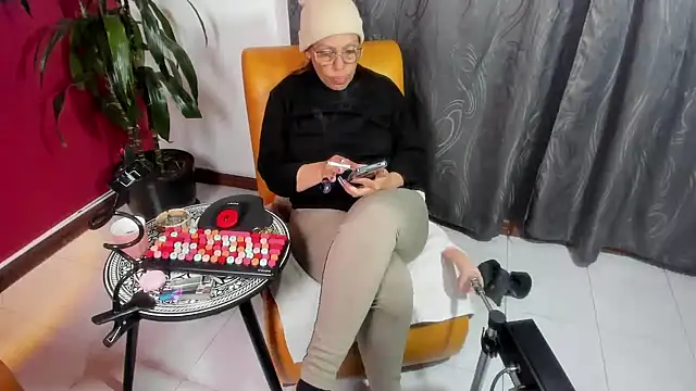 BrendaSex Hot online show from 10.11.25