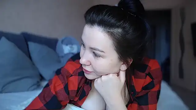 AlexaCruze online show from 02.28.25