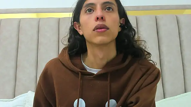 FreyaMoller online show from 02.26.26