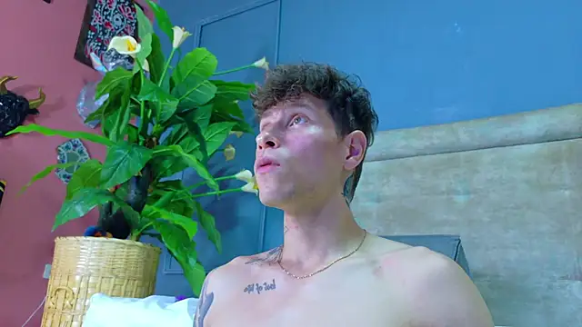 french sexx online show from 01.18.26