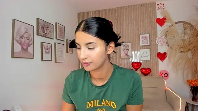 Snapshot of Kimm_khalifa chatting on 02.20.25 Kimm khalifa online show from 02.20.25