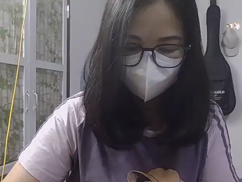 MaiHuong77 online show from 11.03.25