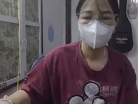 MaiHuong77 online show from 11.05.25