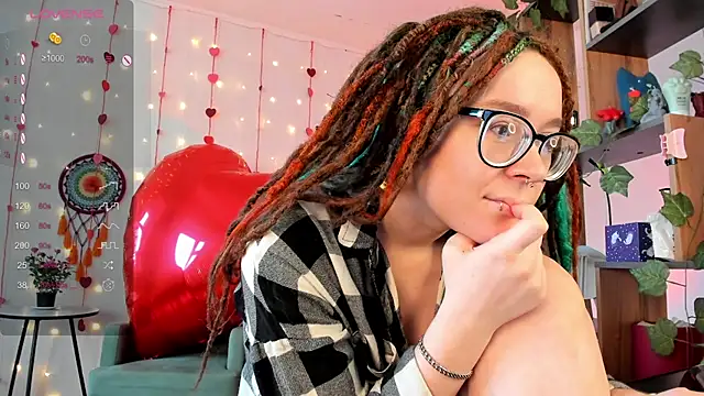 alisahug online show from 02.07.25