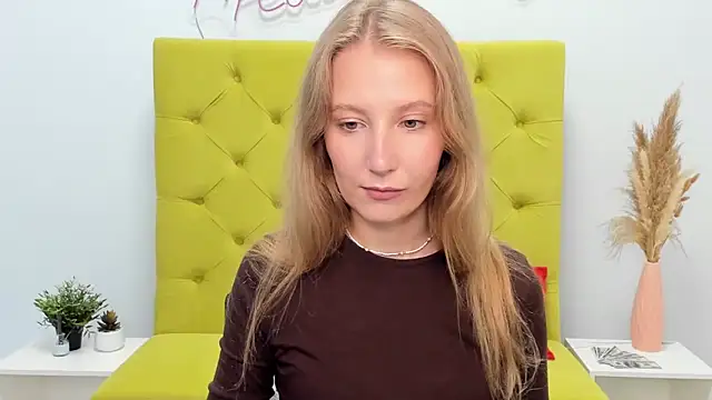 LolaWilsons online show from 06.05.26