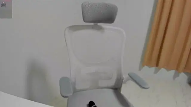 Cee chalynn online show from 10.03.25