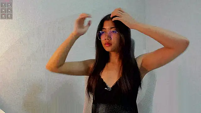 Cee chalynn online show from 10.11.25