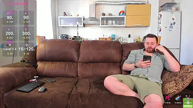 Snapshot of NikkiNSerdron chatting on 04.07.26 NikkiNSerdron online show from 04.07.26