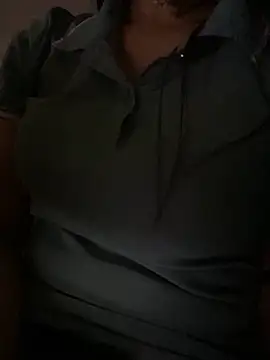 Tuongvy05 online show from 10.19.25