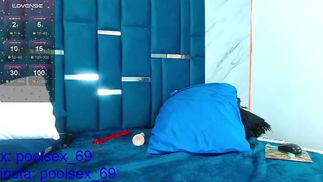 Snapshot of Poolsex_69 chatting on 01.11.25 Poolsex 69 online show from 01.11.25