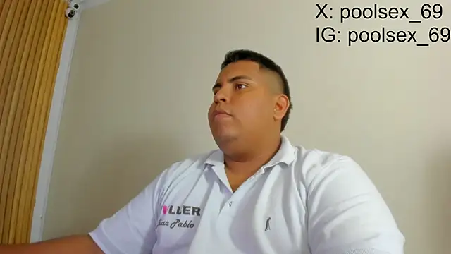 Snapshot of Poolsex_69 chatting on 09.23.25 Poolsex 69 online show from 09.23.25