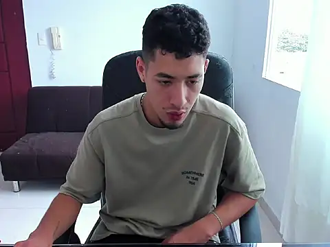 Chandler ken online show from 10.03.25