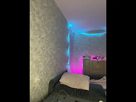 Evaaa Babiesss online show from 04.19.26