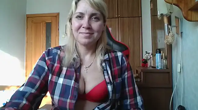 IrinaB1 online show from 02.23.25