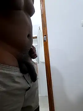 Papacrazy69 online show from 04.22.26