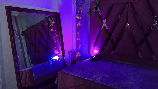 Haelycute online show from 02.10.26